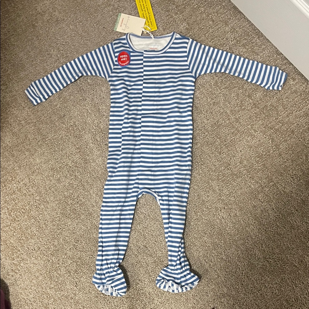 Simply Magnetic Me Footie